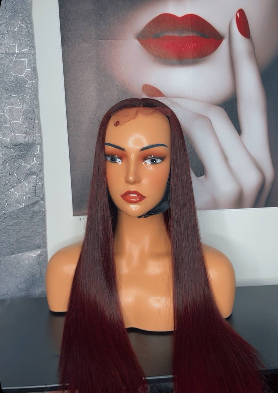 Cheveux lisses longs bordeaux