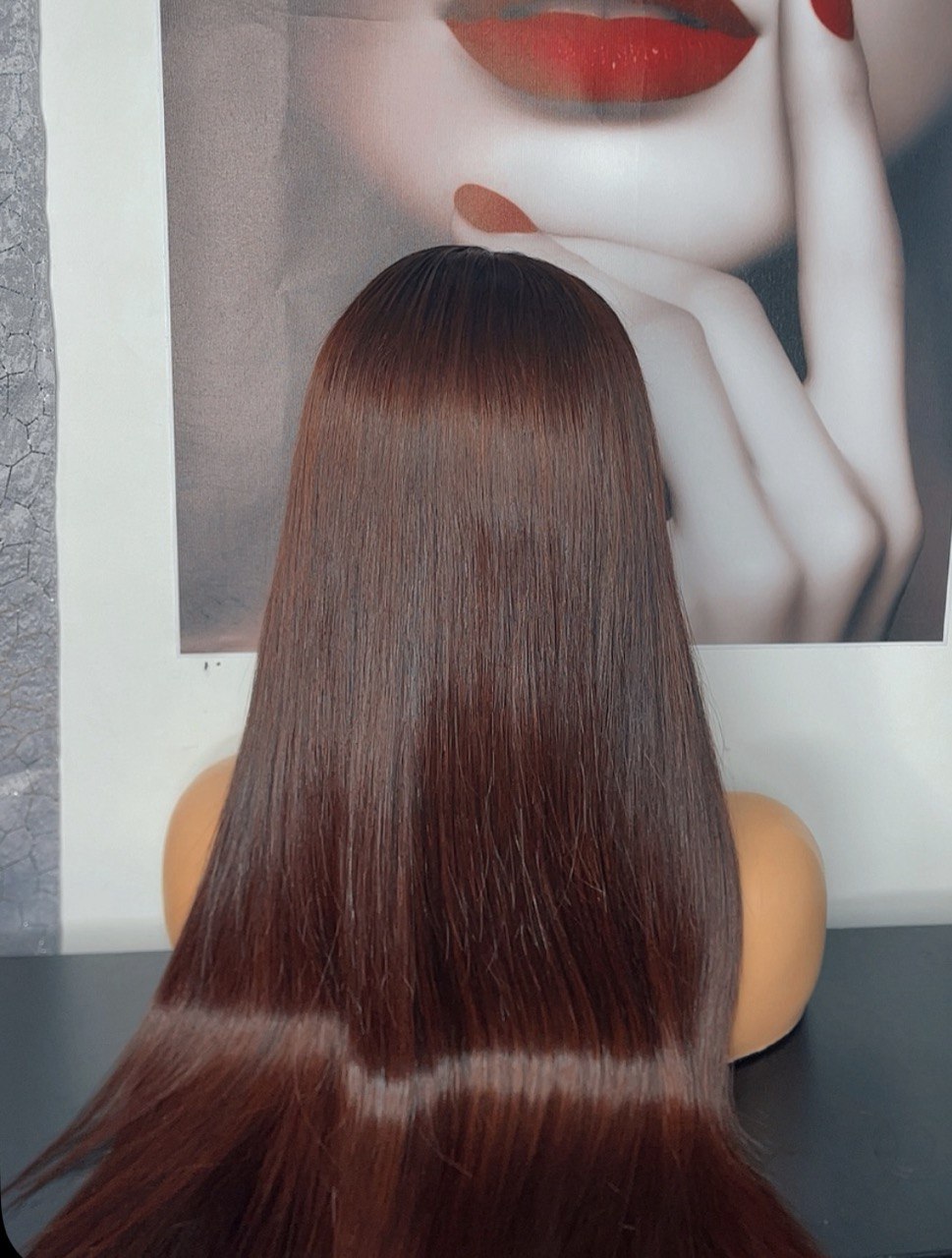 Cheveux lisses longs marron chocolat