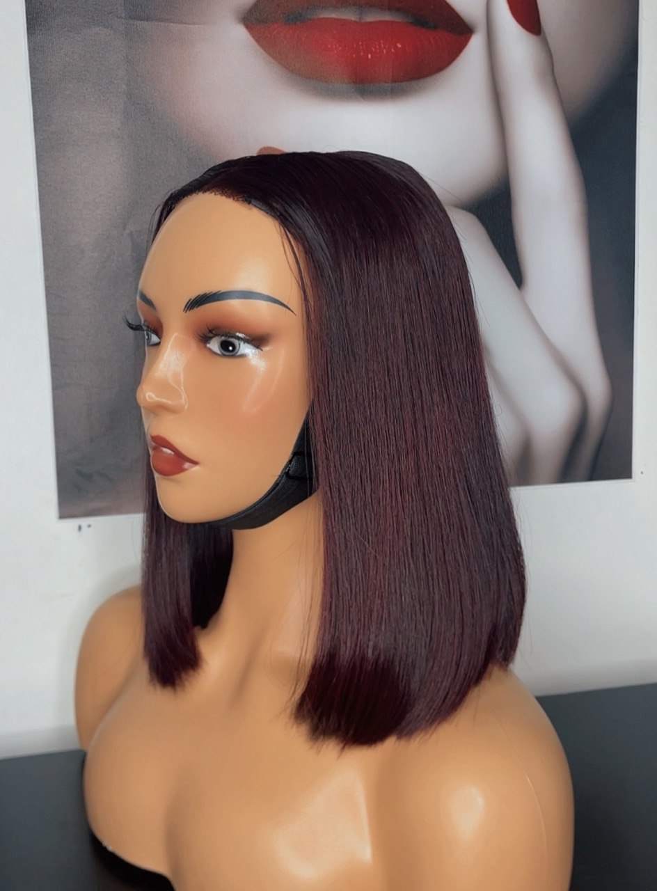 Cheveux lisses courts Bordeaux