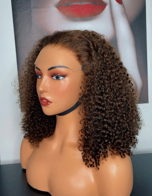 Pixie Curly marron (Extra large closure)
